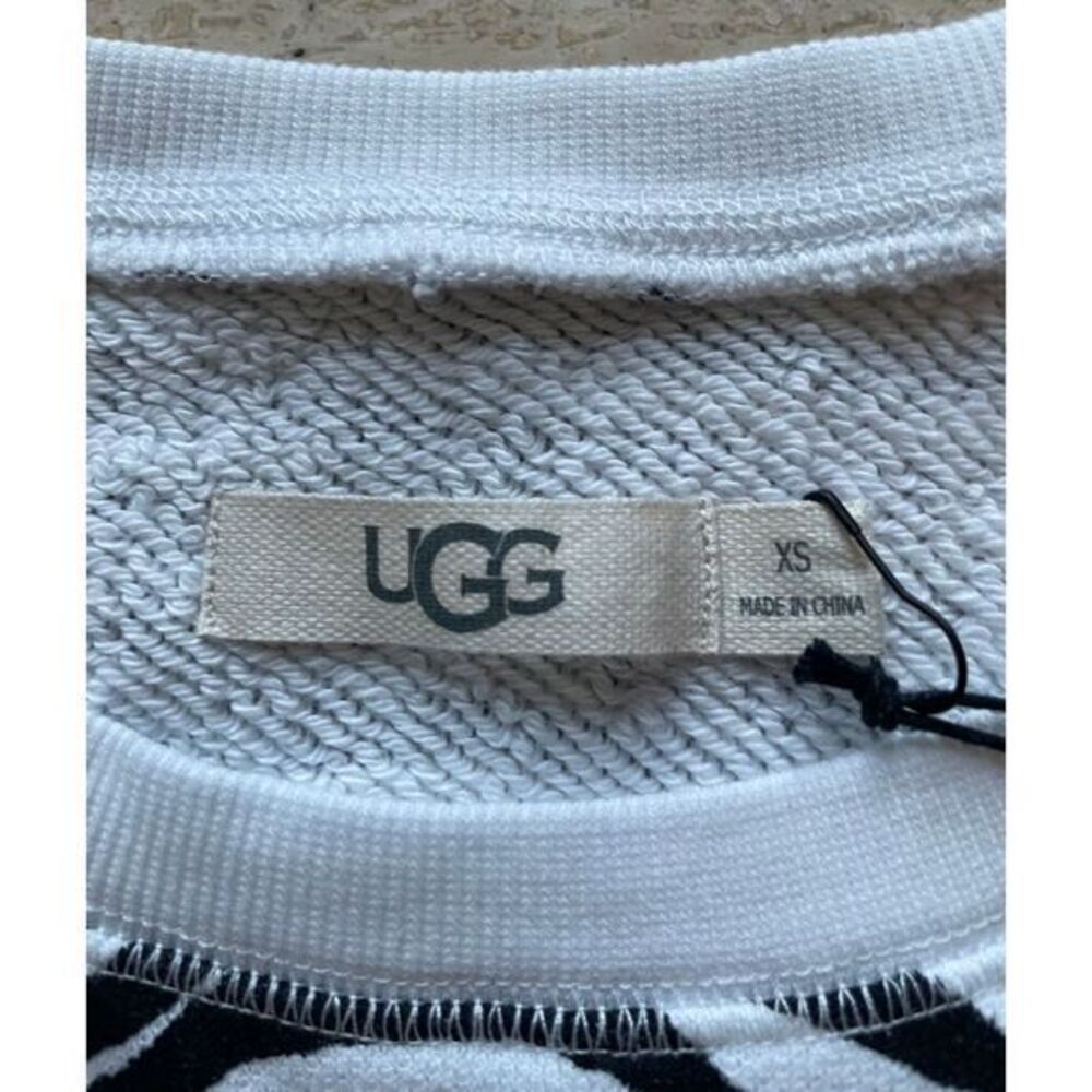 NEW UGG Zebra Print Crewneck Sweatshirt Long Sleeve‎ Pullover XS - Picture 3 of 7